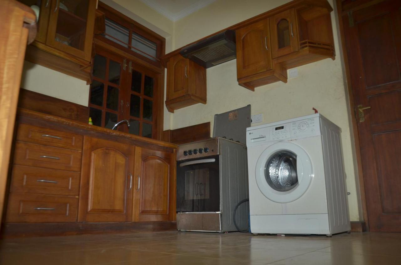 Hotel Mandakini باتارامولا المظهر الخارجي الصورة