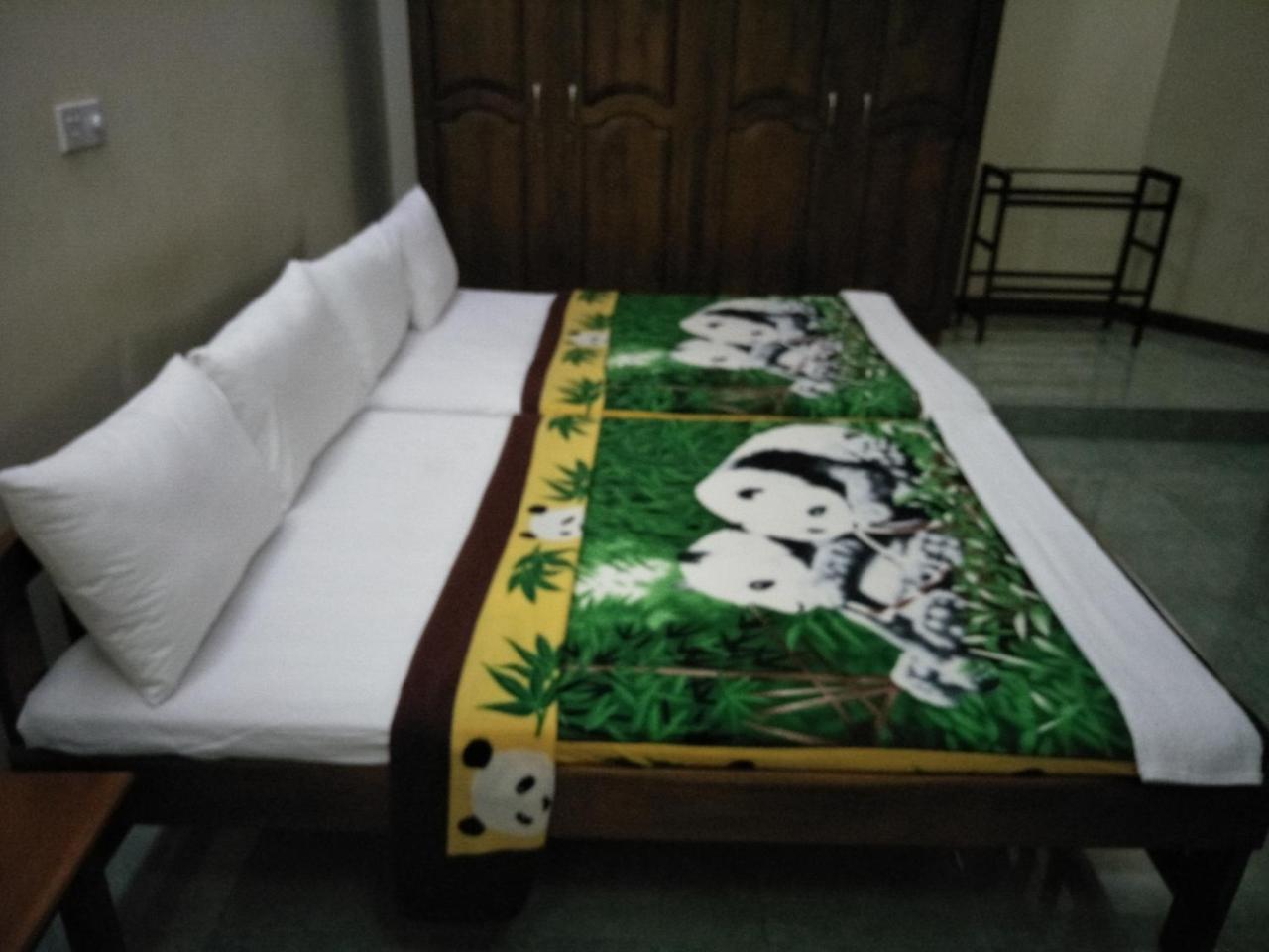 Hotel Mandakini باتارامولا المظهر الخارجي الصورة
