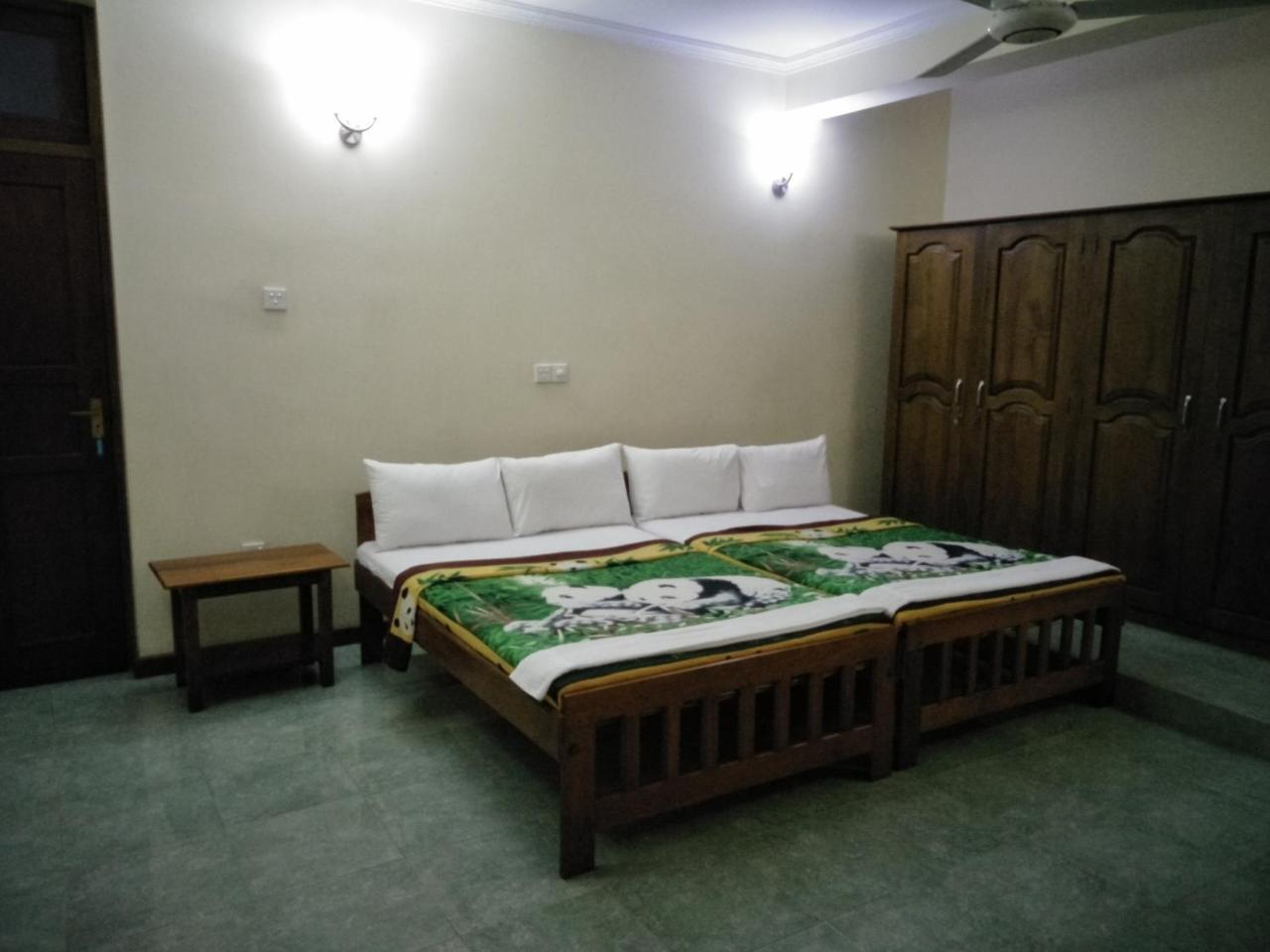 Hotel Mandakini باتارامولا المظهر الخارجي الصورة